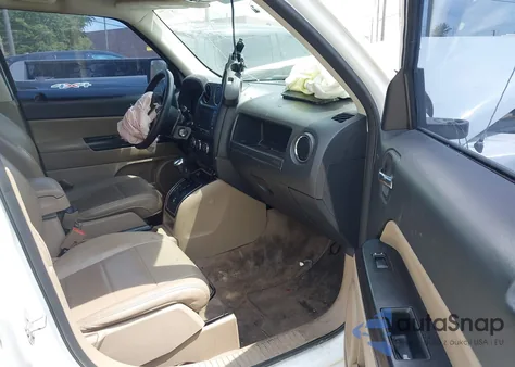 2016 Jeep Patriot High Altitude Edition из США, поврежденный, VIN 1C4NJRFB5GD674048